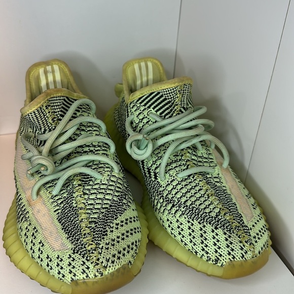 Yeezy Boost 350 Lime Green - Picture 2 of 12